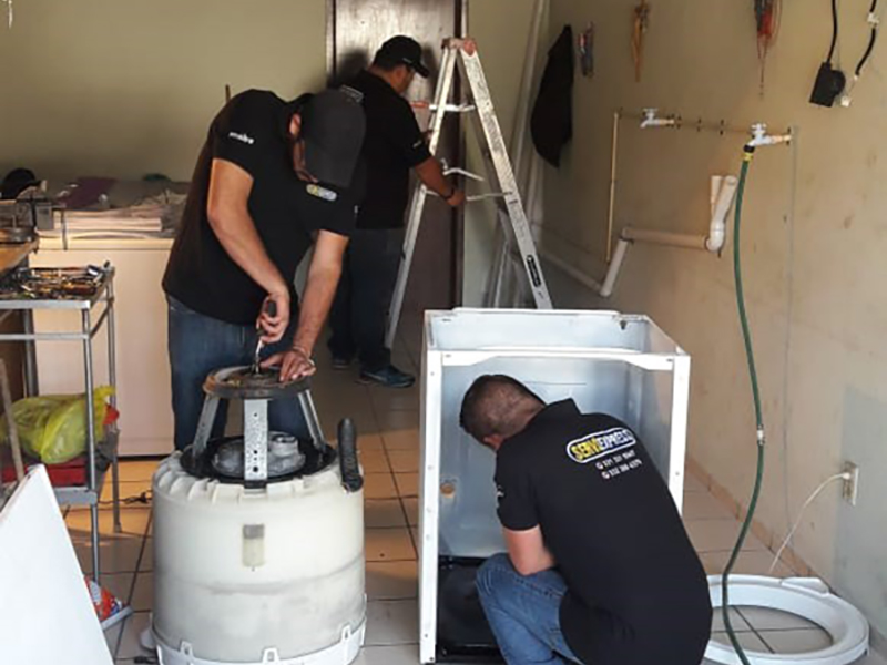 Reparación de Lavadoras, Refrigeradores y Secadoras